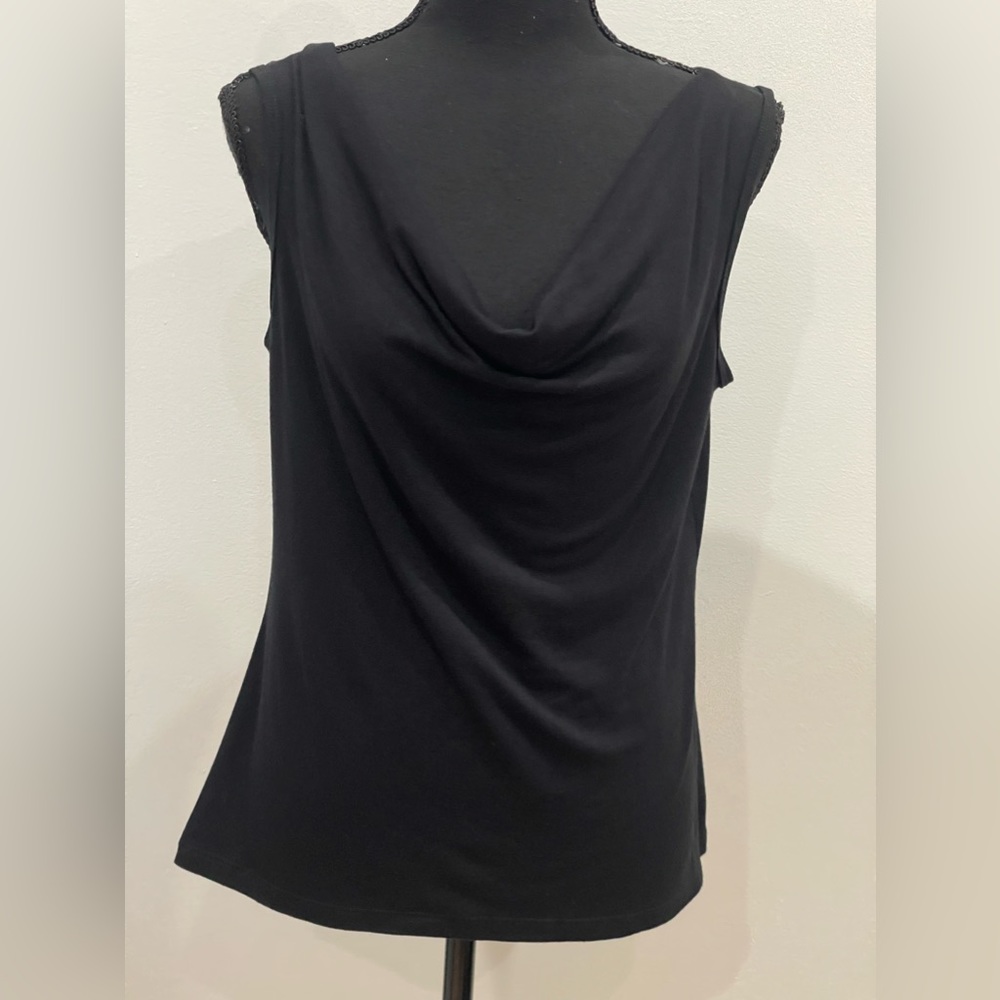 Aqua Blues‎ M Scoop Neck Sleeveless Blouse